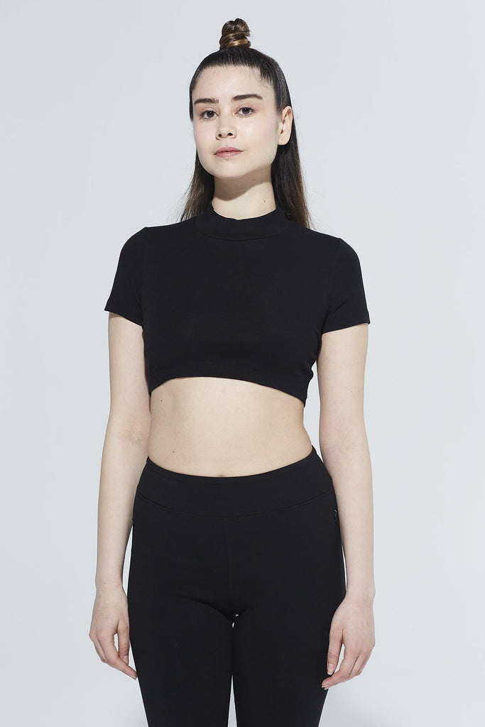 Organik Pamuk Crop T-Shirt, Dik Yaka Ribanalı - Laura